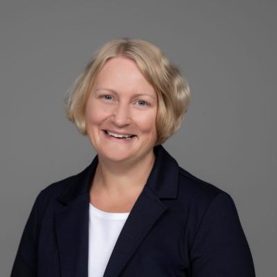 Bild Weinmann Julia_verkleinert 2MP