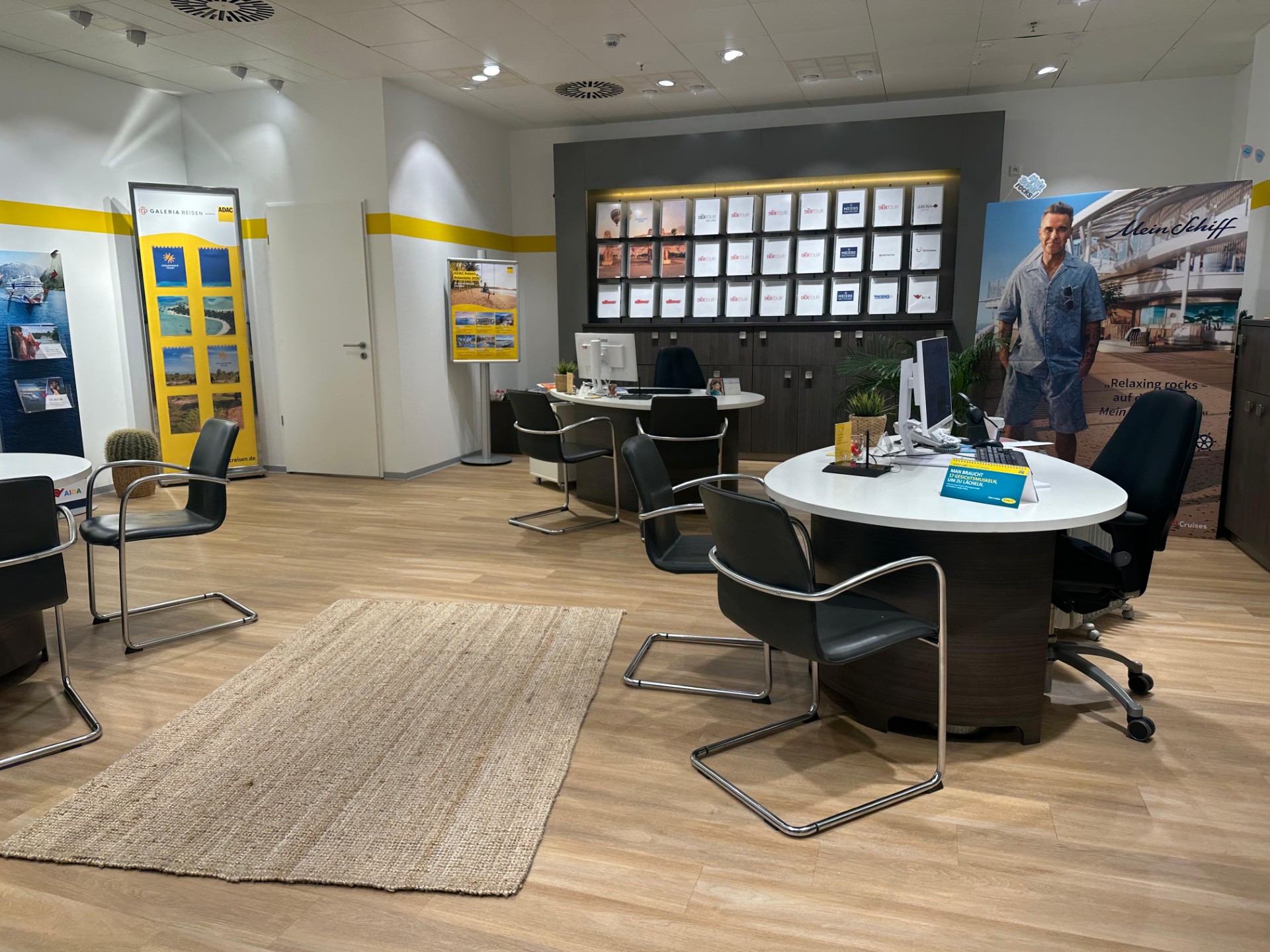 549deedf-fbd0-49d1-a6f4-91ab4ceb990b