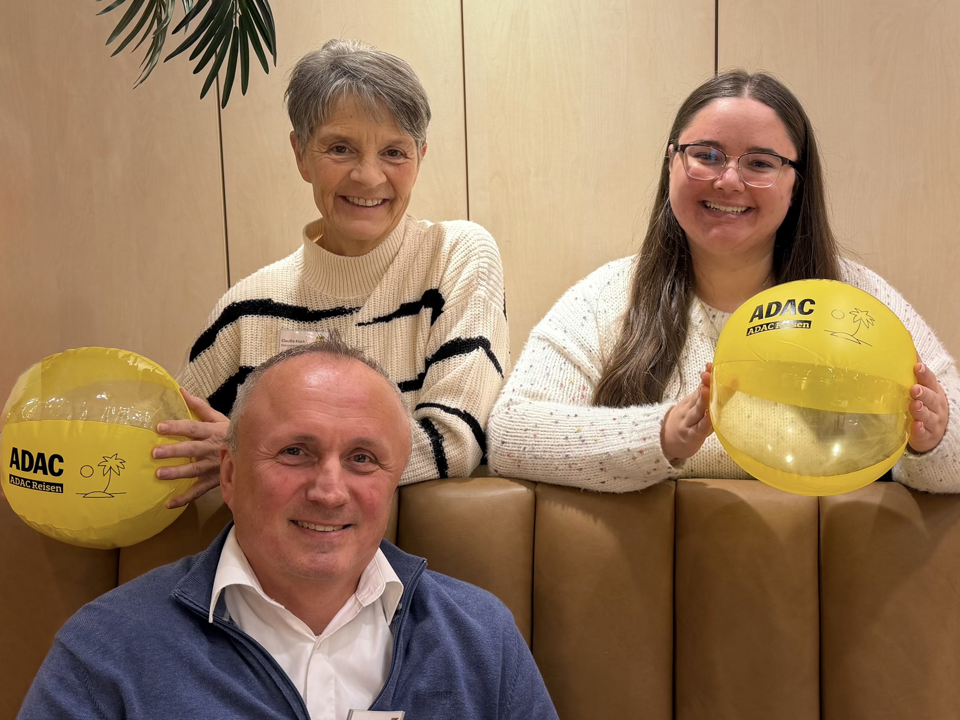Teamfoto GALERIA Reisebüro Mülheim RRZ-Arkaden 1