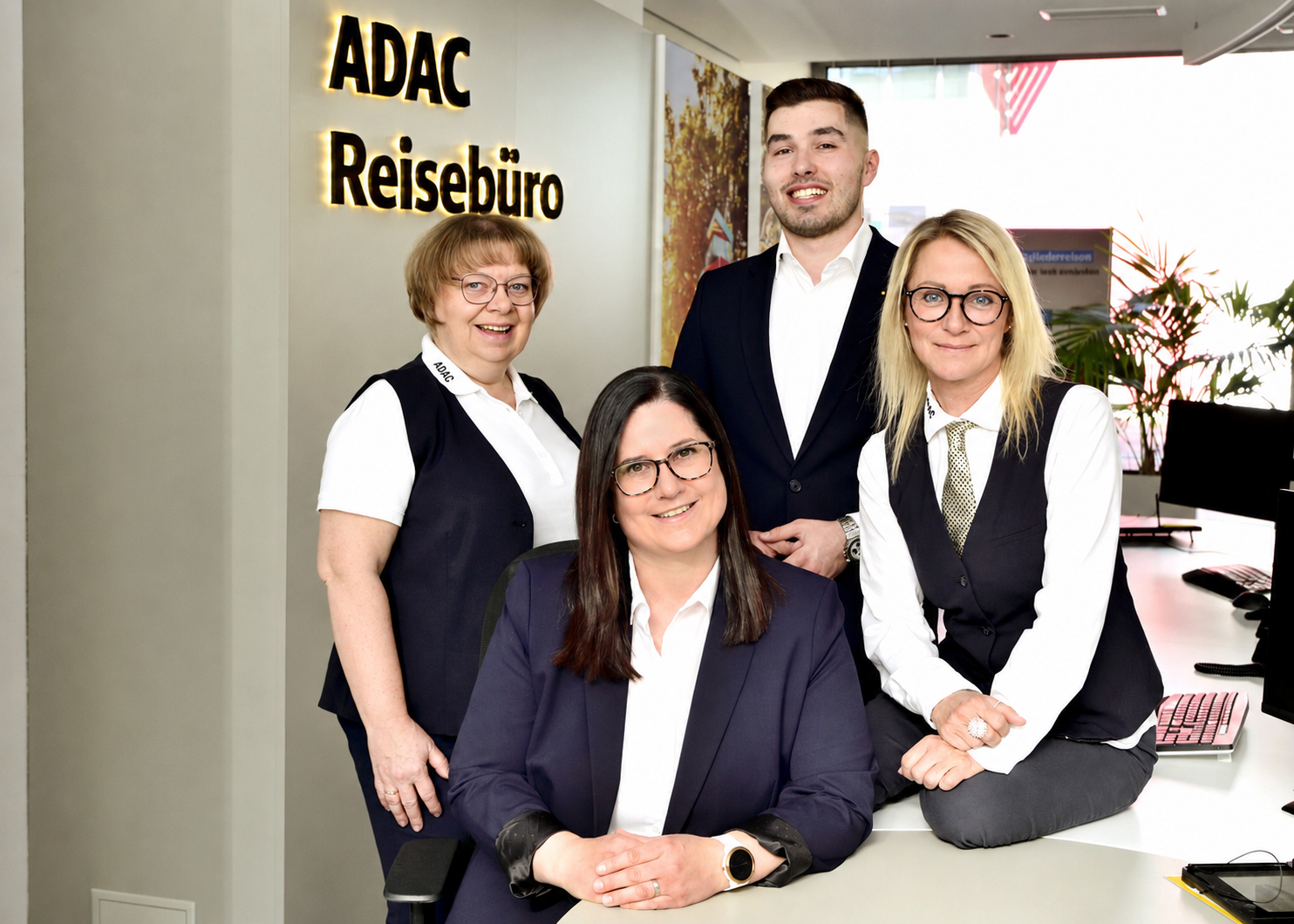 adac-reisebuero-team-314