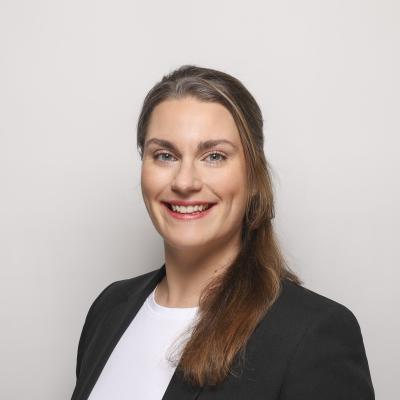 Lara Wolf_quad