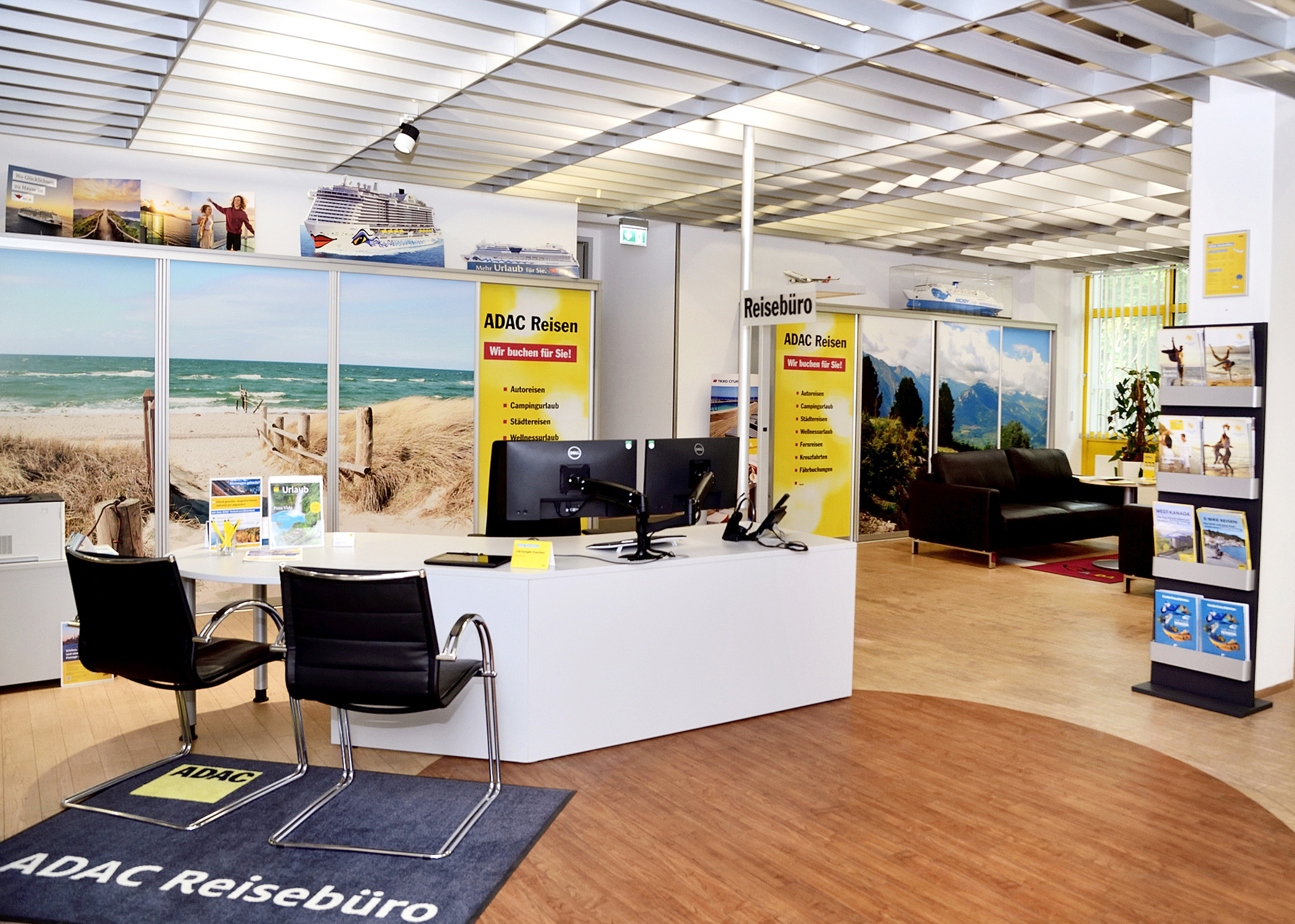 Reisebüro Beratungsplätze 1